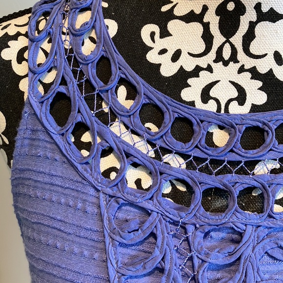 Anthro Mauve Coloured sleeveless top with ribbon and stitch detail. - Picture 2 of 11